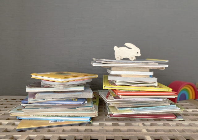 古本をたくさん買うイメージ